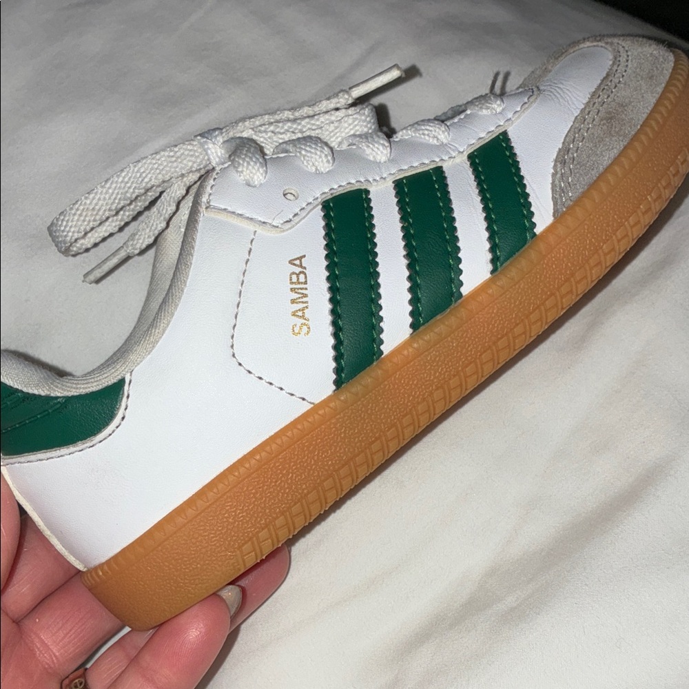 Little boy Adidas gazelle Kids White and Green Sneakers with Tan Accent like new